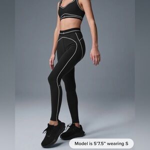 ALO Yoga Black Women's Leggings with White Accents